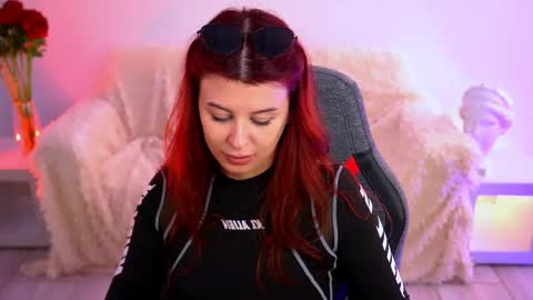 Snapshot of nicolemoonn chatting on 04-15-26, 01:18 online November 28 from 16 to 20 November 29 from 12 to 20 December 3 and 5 from 12 to 20 December 7 and 8 from 04 to 08 GMT online show from 04-15-26, 01:18