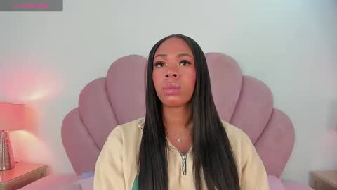 NICOLE online show from 02-03-25, 12:47