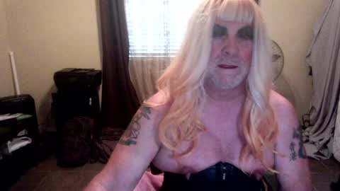 Snapshot of nicolescdfantasies chatting on 07-04-26, 09:21 Nicole CD online show from 07-04-26, 09:21