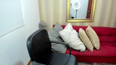 Nicolettcolin  online show from 11-23-25, 05:13