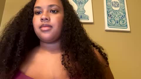 nicolette356 online show from 10-02-25, 11:23