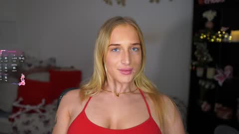 nicolette__shea_ online show from 01-04-25, 05:16