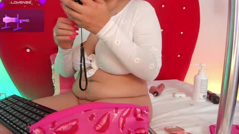 nicolette online show from 01-27-25, 10:06