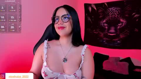 Snapshot of nicolle_ruizz chatting on 12-03-25, 10:35 Nicoll online show from 12-03-25, 10:35