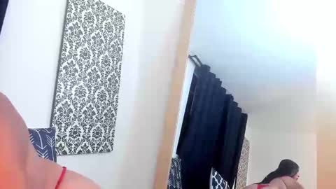 Snapshot of nicollelima chatting on 02-14-25, 01:23 Nicolle Lima online show from 02-14-25, 01:23