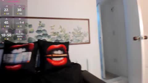 Snapshot of nicollelima chatting on 02-20-25, 02:18 Nicolle Lima online show from 02-20-25, 02:18