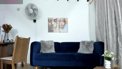 Snapshot of nicollelima chatting on 10-21-25, 10:32 Nicolle Lima online show from 10-21-25, 10:32