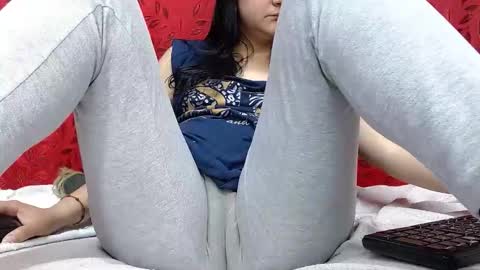 Snapshot of nicolleowens chatting on 02-07-26, 09:40 NICOLLE online show from 02-07-26, 09:40