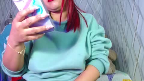 Snapshot of nicolletaylorq chatting on 02-15-25, 10:33 Nicolle Miley online show from 02-15-25, 10:33