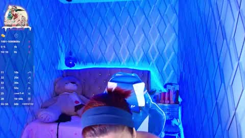 Snapshot of nicolletaylorq chatting on 11-17-25, 03:23 Nicolle Miley online show from 11-17-25, 03:23