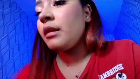 Snapshot of nicolletaylorq chatting on 11-23-25, 04:12 Nicolle Miley online show from 11-23-25, 04:12