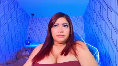 Snapshot of nicolletaylorq chatting on 12-04-25, 04:22 Nicolle Miley online show from 12-04-25, 04:22