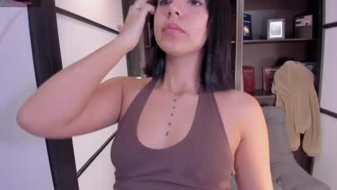 Snapshot of nicolross_ chatting on 09-26-25, 12:53 NicolRoss online show from 09-26-25, 12:53