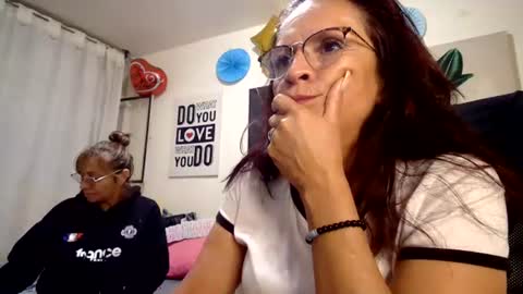 nicoltatiana_ online show from 06-25-26, 12:43
