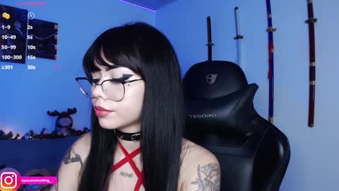 Lizzie online show from 12-21-24, 02:19