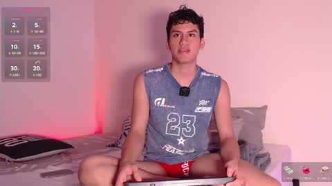 Snapshot of nicoymark1 chatting on 01-06-26, 06:50 Nico y Mark online show from 01-06-26, 06:50