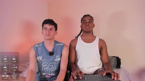 Snapshot of nicoymark1 chatting on 02-10-26, 05:44 Nico y Mark online show from 02-10-26, 05:44