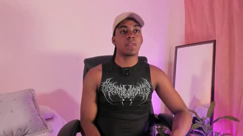 Snapshot of nicoymark1 chatting on 02-23-26, 05:49 Nico y Mark online show from 02-23-26, 05:49