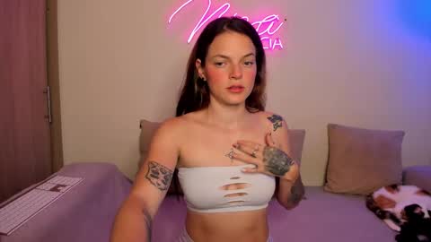 Snapshot of niela_go chatting on 01-15-26, 09:07 Niela online show from 01-15-26, 09:07