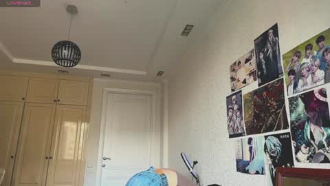 Snapshot of nievesshippey chatting on 07-03-26, 06:09 Hanna online show from 07-03-26, 06:09