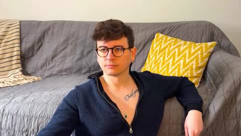 Snapshot of nigelhart chatting on 02-05-25, 04:36 Nigel Hart online show from 02-05-25, 04:36