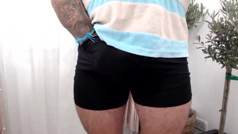 Snapshot of nightboy84 chatting on 11-19-25, 12:27 nightboy84 online show from 11-19-25, 12:27