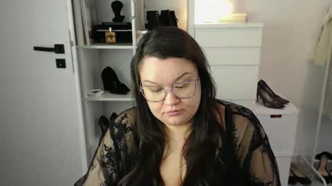 Holly online show from 03-31-26, 06:58