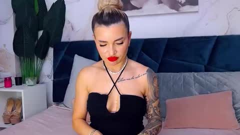 Iris online show from 11-24-25, 10:37