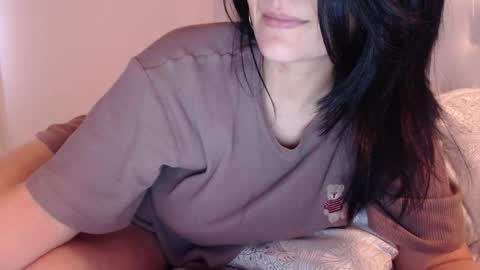 Snapshot of nightssecret chatting on 02-07-26, 02:10 leona online show from 02-07-26, 02:10