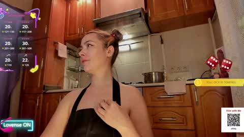 Lana online show from 04-10-26, 02:22