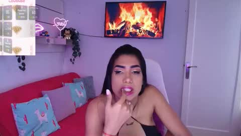 Snapshot of niickylovee chatting on 02-03-26, 12:54 Nicolle Bustamante online show from 02-03-26, 12:54