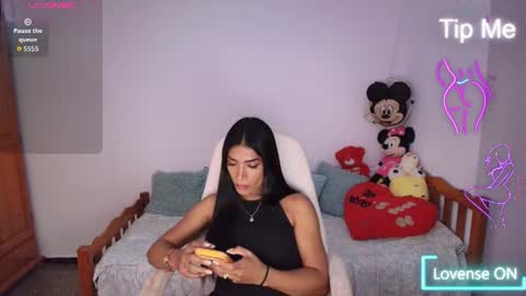 Nicolle Bustamante online show from 06-22-26, 04:31