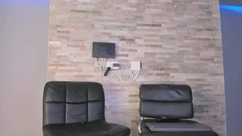 Nicoleth Mendez  online show from 02-17-26, 02:30