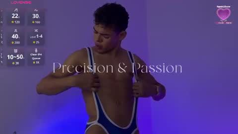 Snapshot of nijinsky_latinboy chatting on 07-21-26, 11:23 Nijinsky online show from 07-21-26, 11:23
