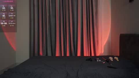 Snapshot of nik_sharp chatting on 01-14-26, 04:23 Nik online show from 01-14-26, 04:23