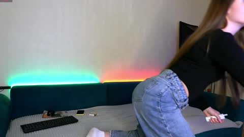 Nika and Niki online show from 01-12-26, 08:47