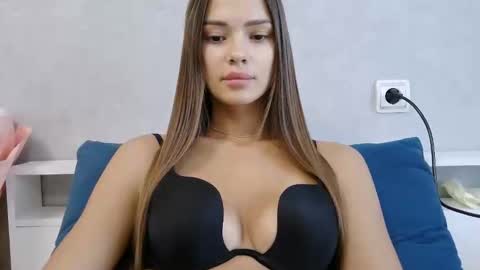 Nika online show from 06-08-26, 04:57