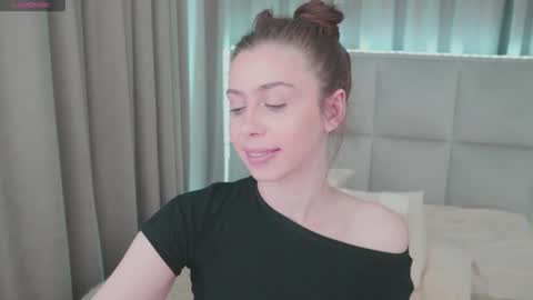 Nika online show from 05-15-26, 11:23