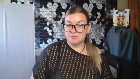Snapshot of nikaskylink chatting on 04-29-26, 05:55 Nika online show from 04-29-26, 05:55