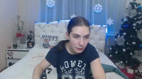 Snapshot of nikastarkk chatting on 12-19-24, 11:25 nikastarkk online show from 12-19-24, 11:25