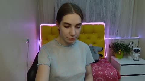 Snapshot of nikastarkk chatting on 01-27-25, 10:49 nikastarkk online show from 01-27-25, 10:49