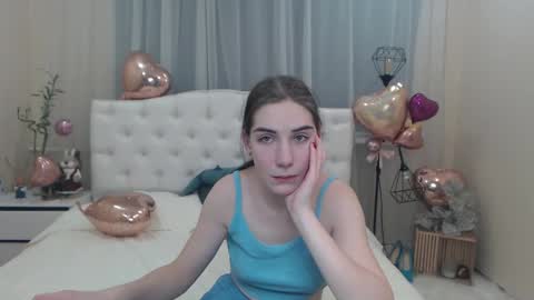 Snapshot of nikastarkk chatting on 02-19-25, 07:38 nikastarkk online show from 02-19-25, 07:38