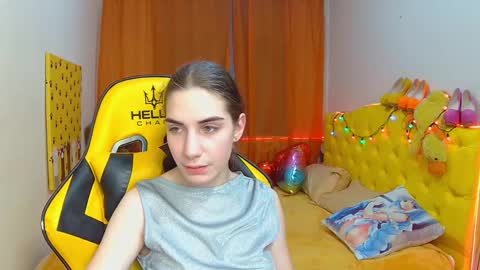 Snapshot of nikastarkk chatting on 02-26-25, 11:26 nikastarkk online show from 02-26-25, 11:26