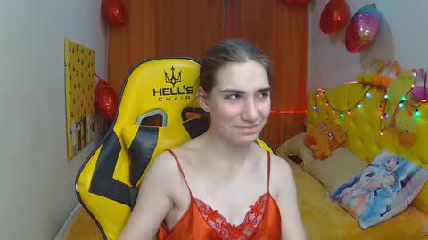 Snapshot of nikastarkk chatting on 03-06-25, 12:21 nikastarkk online show from 03-06-25, 12:21