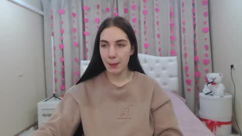 nikastarkk online show from 02-06-26, 07:39