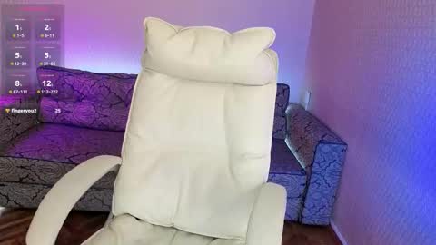 Snapshot of nikastill_ chatting on 09-26-25, 06:28 NikaStill online show from 09-26-25, 06:28