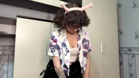 Hello there im Nika Im new here Lets have fun online show from 05-31-26, 06:09