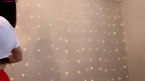 Snapshot of nikavenus chatting on 01-16-25, 06:25 Nika online show from 01-16-25, 06:25