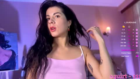 Snapshot of nikavenus chatting on 11-14-25, 09:19 Nika online show from 11-14-25, 09:19