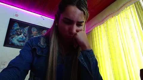 Snapshot of niki_1998 chatting on 12-18-24, 05:42 Natalia online show from 12-18-24, 05:42